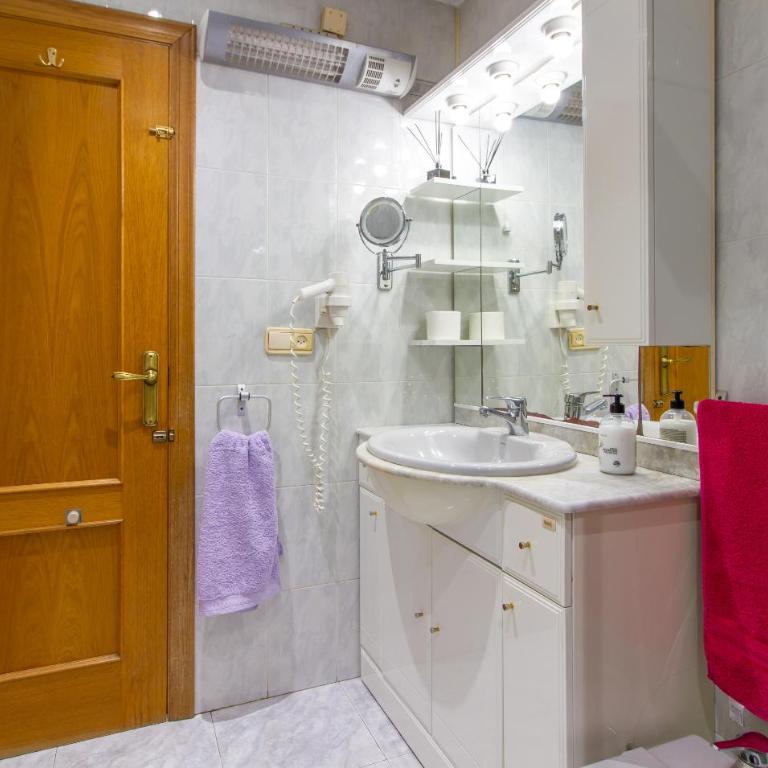 Central & Spacious Miraflores Alicante - High Rated - Standard Apartment - 11