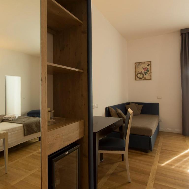 Floris Hotel - Camera Quadrupla Deluxe - 15