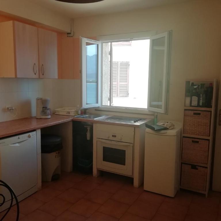 Appartement face au quai d'honneur - Apartment mit 2 Schlafzimmern - 10