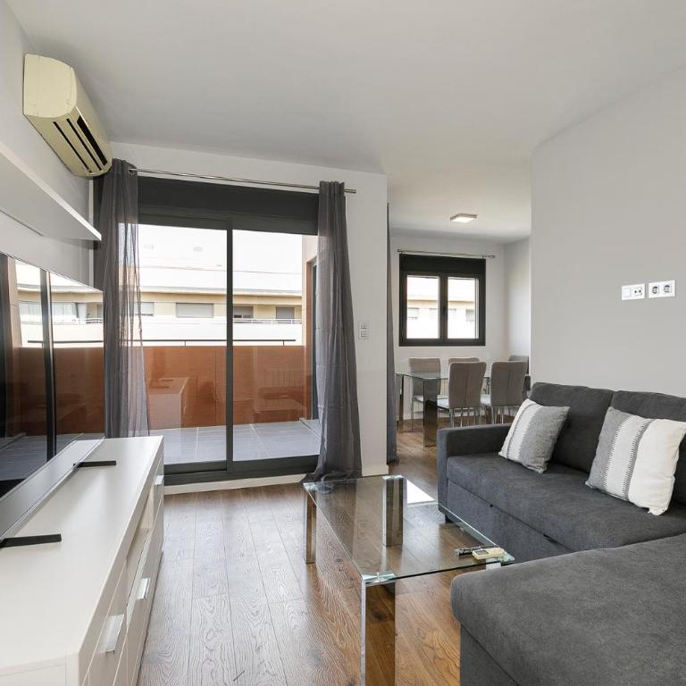 Ático Granada Piscina y Parking - Two-Bedroom Apartment with Private Pool - 4