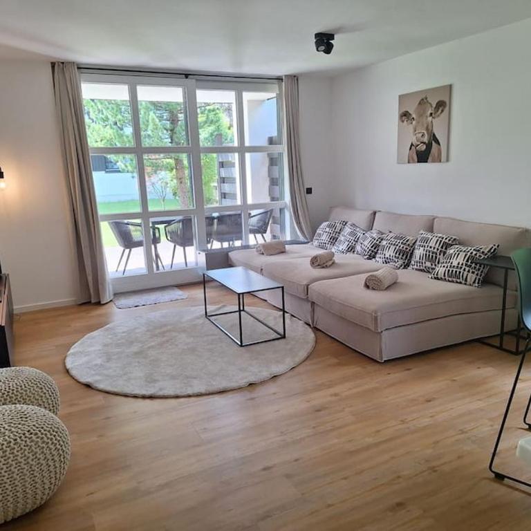 Moderne gemütliche stilvolle Wohnung - Apartment mit 2 Schlafzimmern - 1