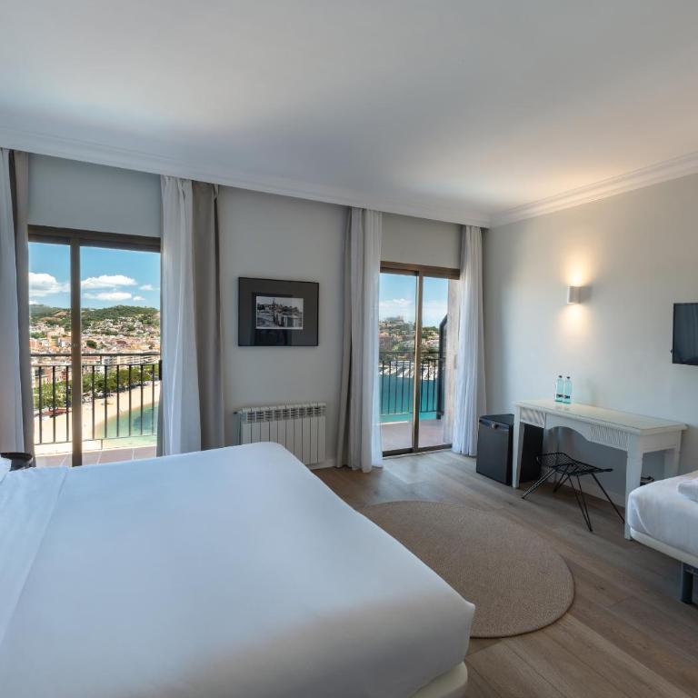 Hotel Montjoi by Brava Hoteles - Habitación Triple Superior con vistas al mar - 2