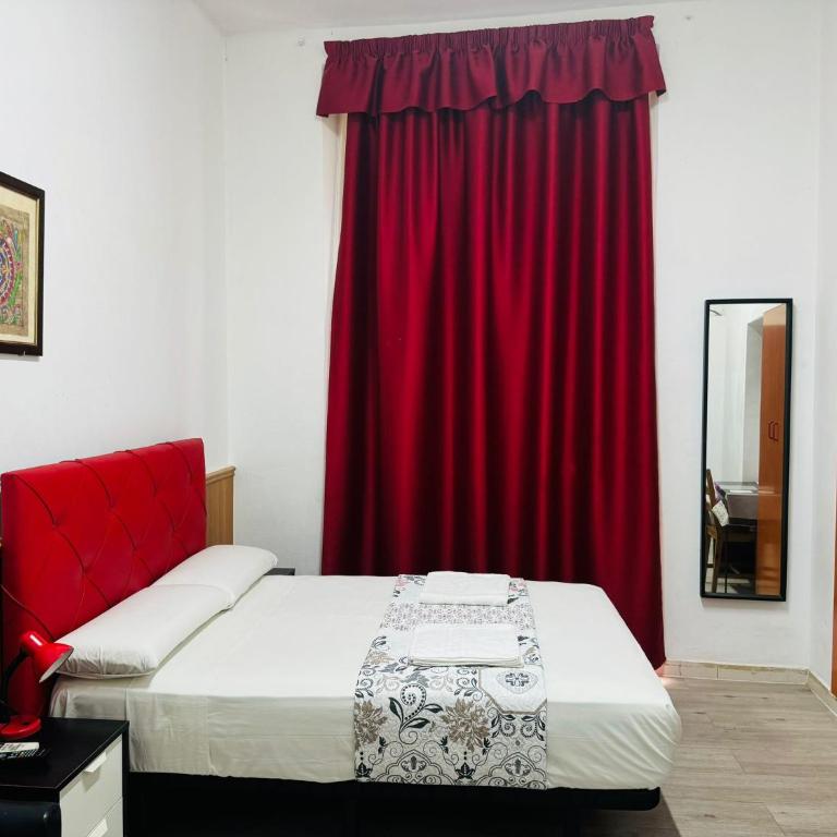 Hostal Mont Thabor - Habitación Doble Superior con balcón - 29