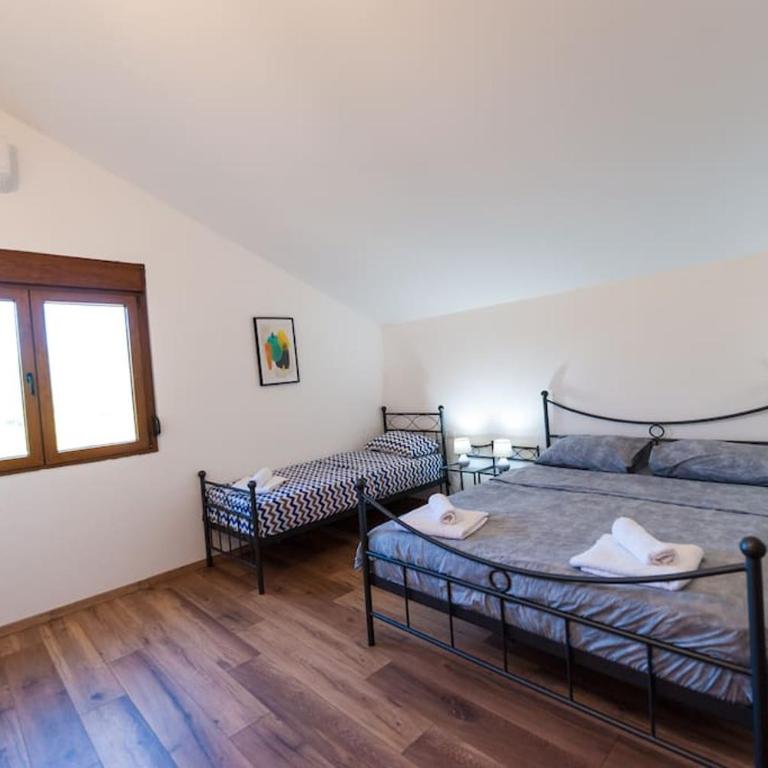 Happy birds apartment - Two-Bedroom Apartment - 24