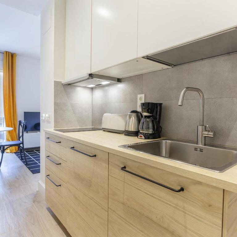 Universidad en Madrid - Two-Bedroom Apartment V - 6
