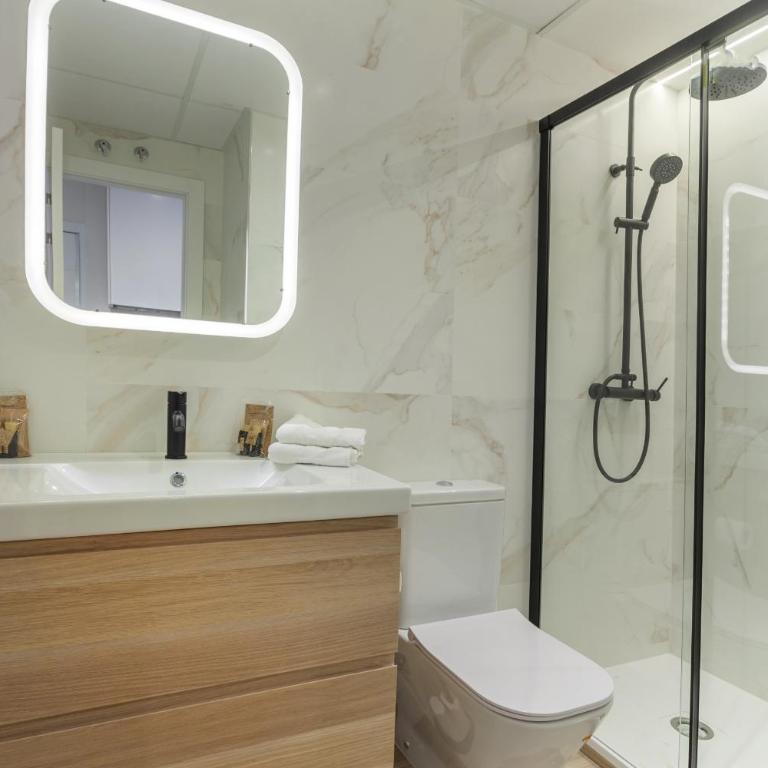 Universidad en Madrid - Two-Bedroom Apartment V - 9