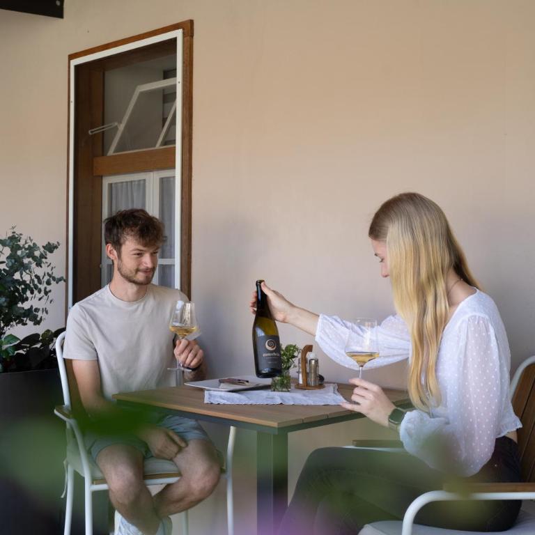 Monschein Weingut Straden - Doppelzimmer mit Gartenblick - 2