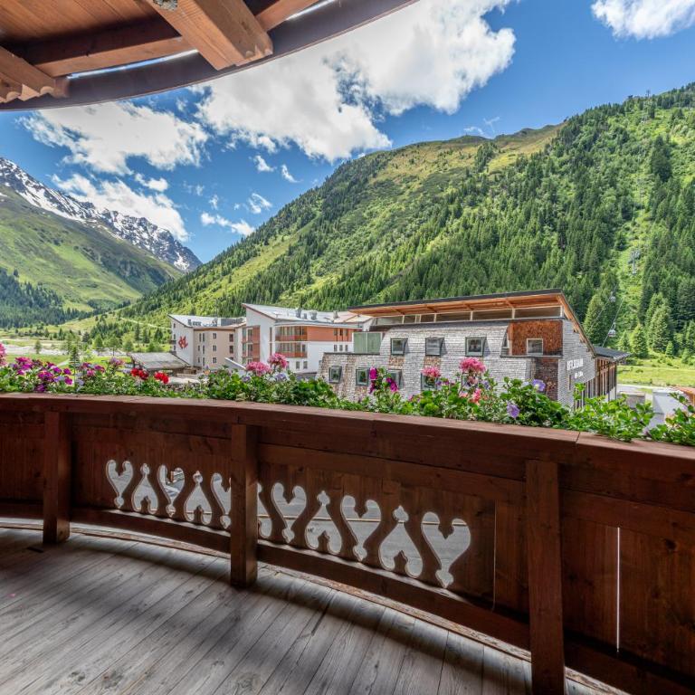 Hotel Mittagskogel Pitztal - Doppelzimmer Sportiv - 1