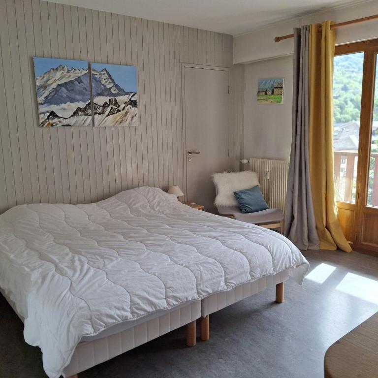 Studio 2 pers avec balcon, centre Brides-les-Bains, animaux et parking, wifi inclus - Studio - 1