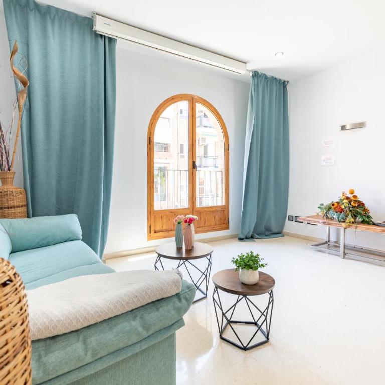 Aparthotel Mediterráneo by NeoHotels-Centro 8 min by Metro - Superior Apartment - 13