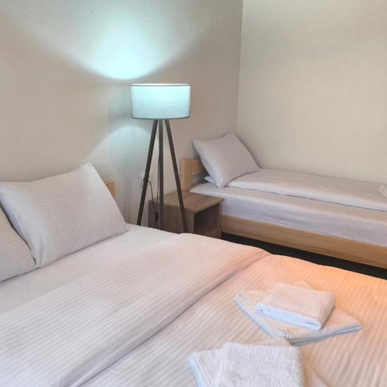 Apartmani Stara kuca - One-Bedroom Family Apartment - 2