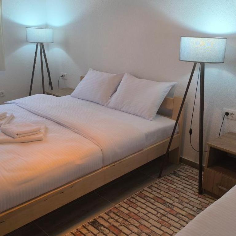 Apartmani Stara kuca - One-Bedroom Family Apartment - 4
