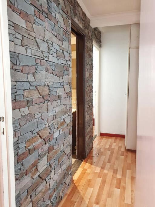 Excelente ubicación Dpto 3 ambientes - Apartamento de 2 dormitorios - 17