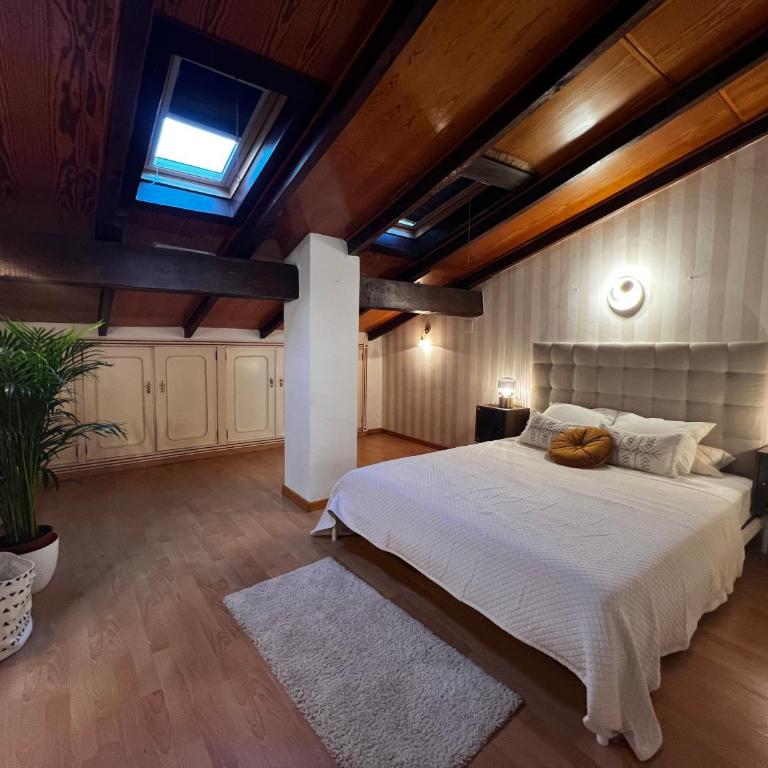 Luxury penthouse center appartement - Three-Bedroom Apartment - 33