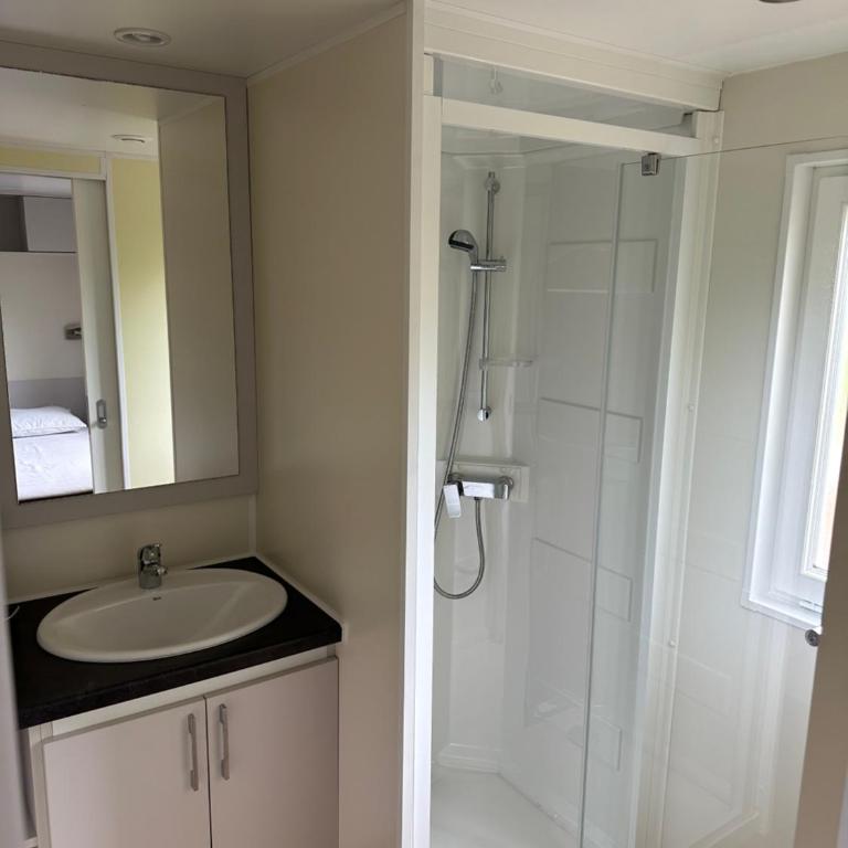 "LE MARINA" Hotel Appartements à Sérignan plage, proche de la mer, avec piscine Juillet-Août - Chalet con 3 Camere da Letto - 11