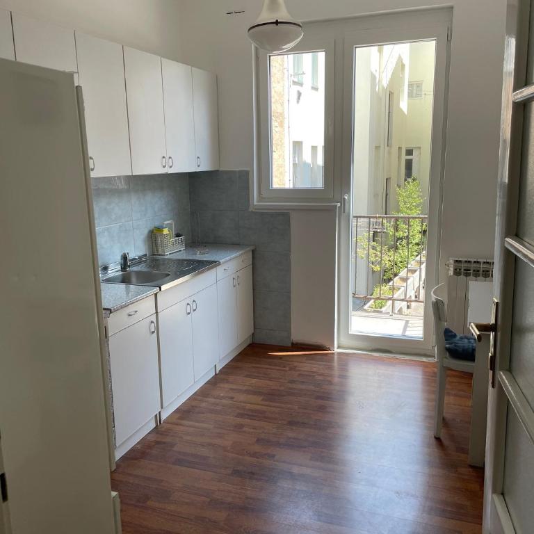 Retro Style Apartment - Apartman sa Balkonom - 31