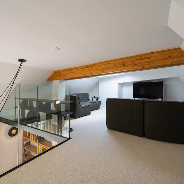 Les Suites 7 Anges - Vue Cathédrale, Parking & Centre Historique Reims - Two-Bedroom Suite JOSEPHA with Terrace - 10
