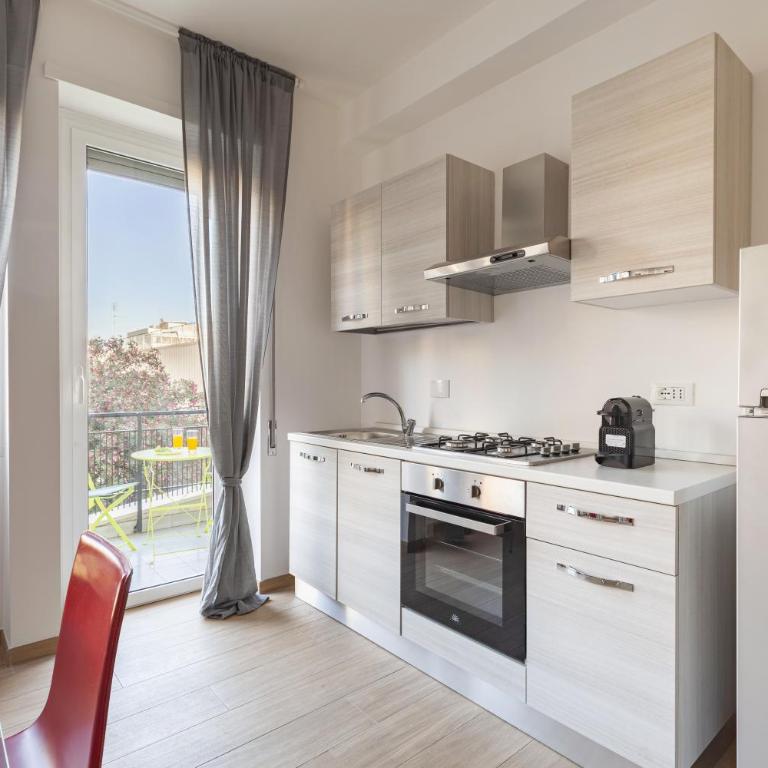 Hostly-Libia Light Lodge-10min Metro to Colosseum - Deluxe Apartment mit 3 Schlafzimmern - 15