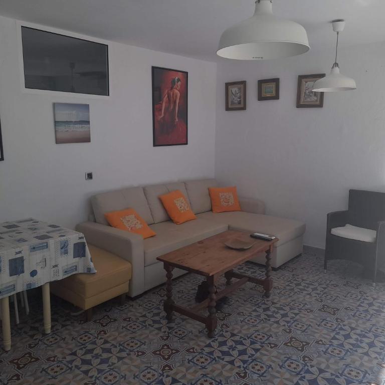 BEACHFRONT APARTMENT with TERRACE 1ST LINE - Apartamento con vistas al mar - 3