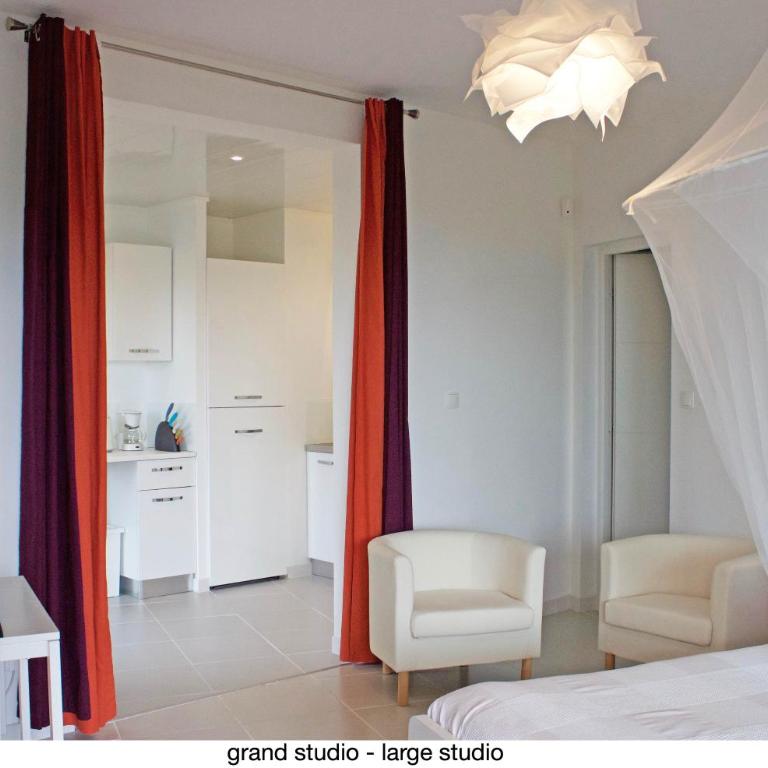 456 Chemin de la Pinède - Appartement 1 Chambre - 21