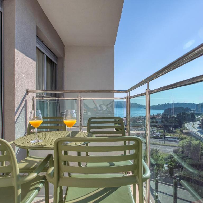 ID LUX APARTMENTS - Two-Bedroom Suite - 7