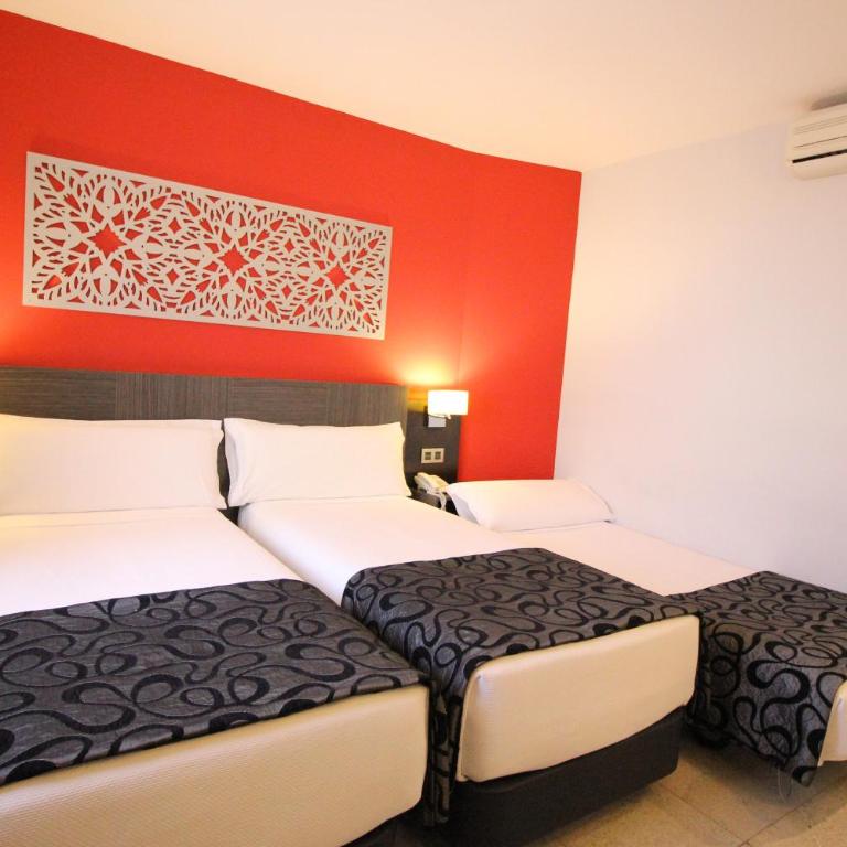 Hotel Venecia - Habitación Doble con cama supletoria - 3