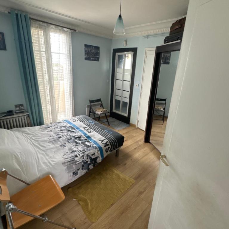 Appartement spacieux avec une belle vue sur le Tribunal de Paris - Apartamento de 1 dormitorio - 5