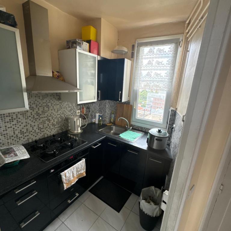 Appartement spacieux avec une belle vue sur le Tribunal de Paris - Apartamento de 1 dormitorio - 6