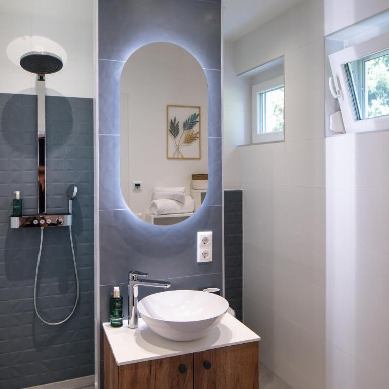 Pension Auszeit Velden - Junior Suite mit Terrasse - 5