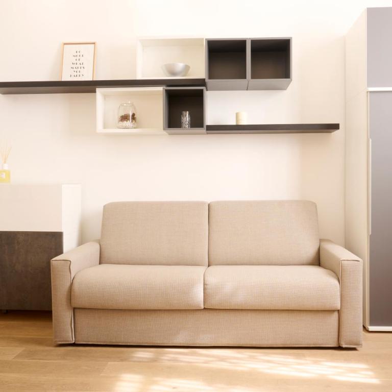 Milan Retreats Brera - Three-Bedroom Deluxe Apartment - Via Rosales 3 - 1