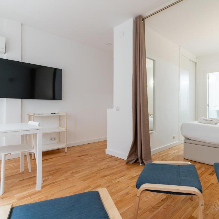 Cozy and Bright-1Bedroom 1Bathroom-Las Letras - One-Bedroom Apartment - 17