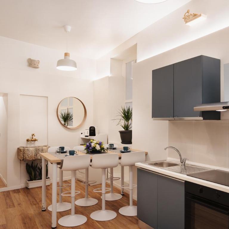 PAX apartment - Camera Matrimoniale con Bagno Privato Esterno - 14