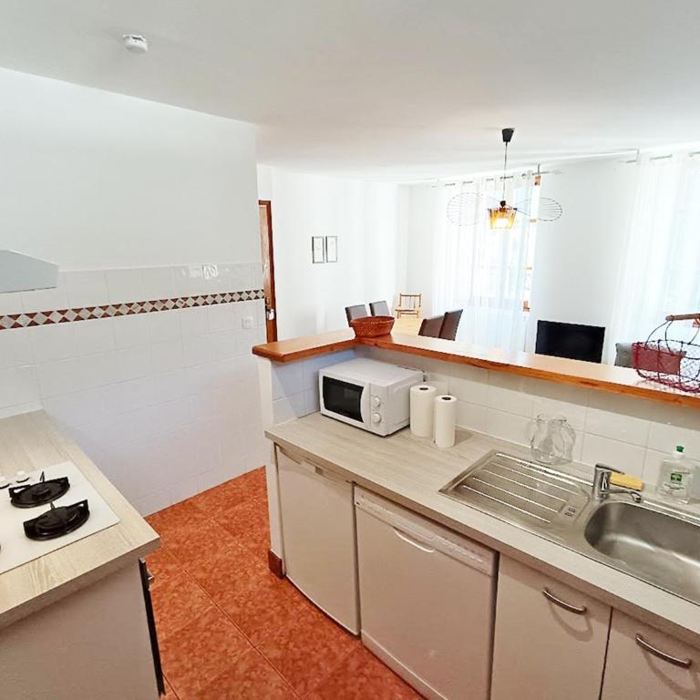 Le petit cerf, T3, wifi, cave - Two-Bedroom Apartment - 9