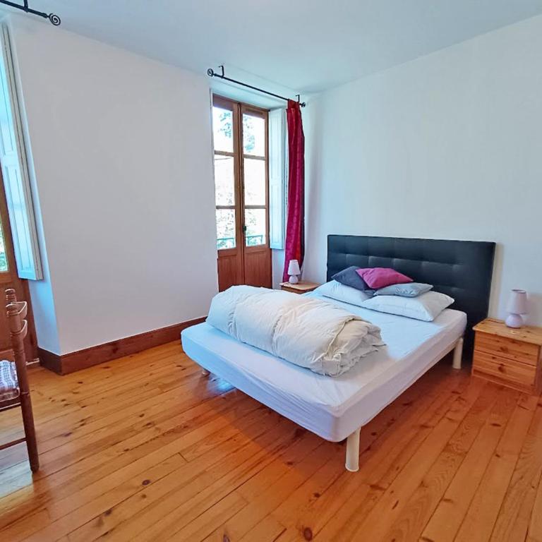Le petit cerf, T3, wifi, cave - Two-Bedroom Apartment - 4