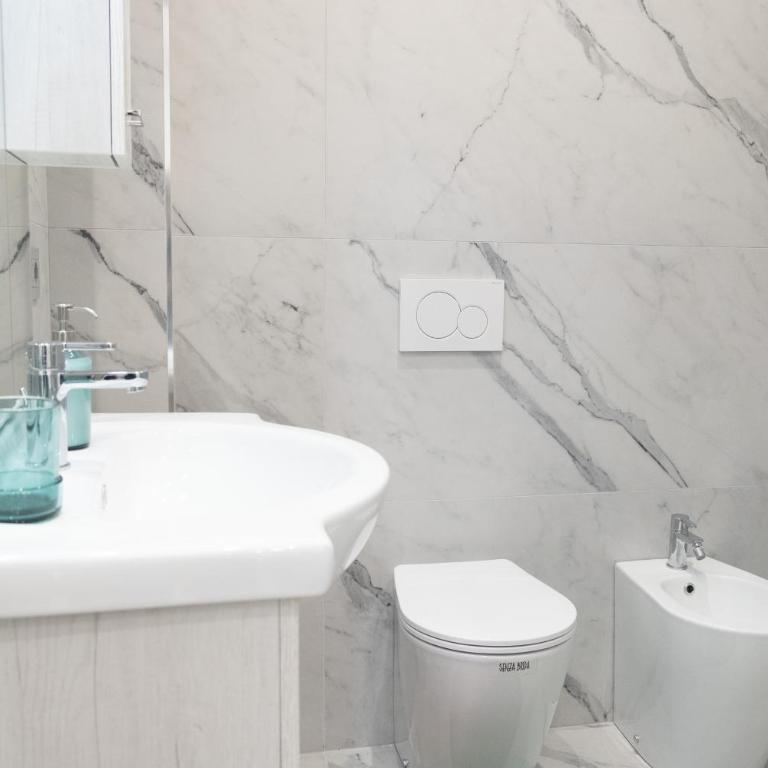 Adelina House - Appartamento con 3 Camere da Letto - 45