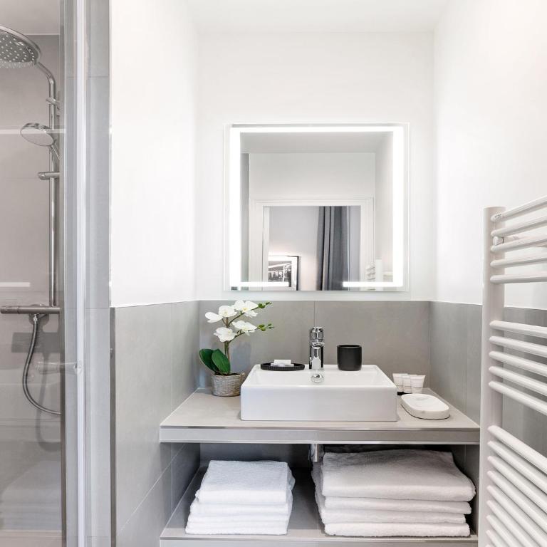 LivinParis - Luxury AC 3 Bedrooms Le Louvre II - Appartement 3 Chambres - 15