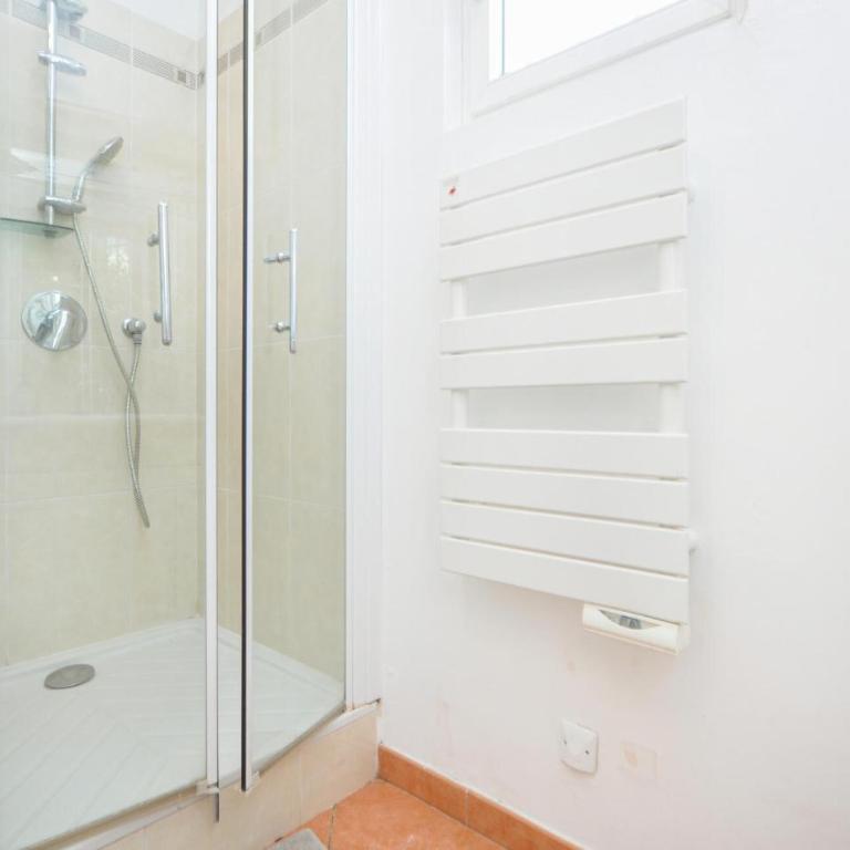 Awesome Home In La Roquette-Sur-Siagne - Maison de Vacances 4 Chambres - 12