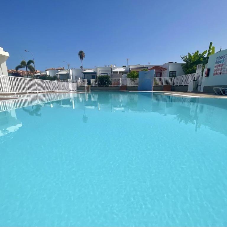 Bright Place Bungalow - Two-Bedroom Apartment - 29