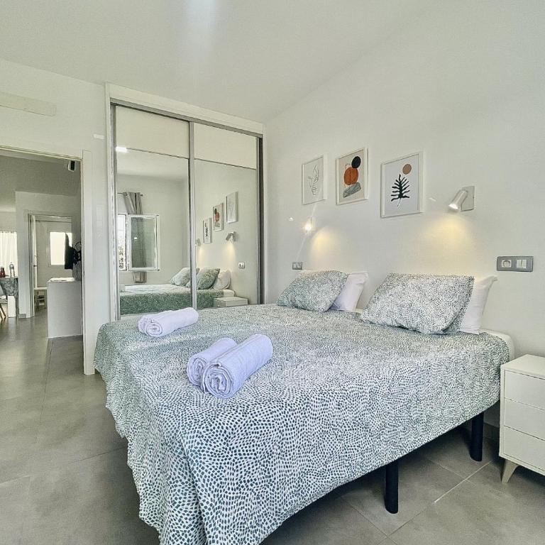 Bright Place Bungalow - Two-Bedroom Apartment - 18