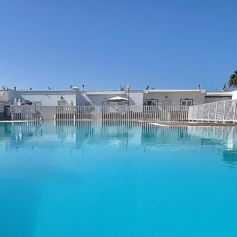 Bright Place Bungalow - Two-Bedroom Apartment - 27