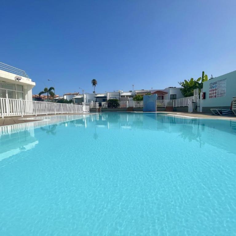 Bright Place Bungalow - Two-Bedroom Apartment - 33