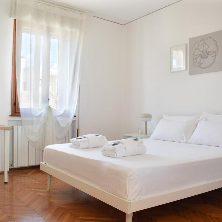 Welc-oM Deluxe next to Pra della Valle - Appartamento Deluxe con 2 Camere da Letto - 2