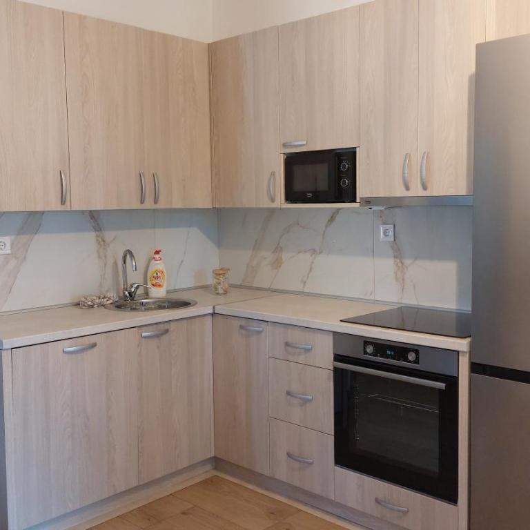 House with Pool - Ratisevina - Three-Bedroom House - 28