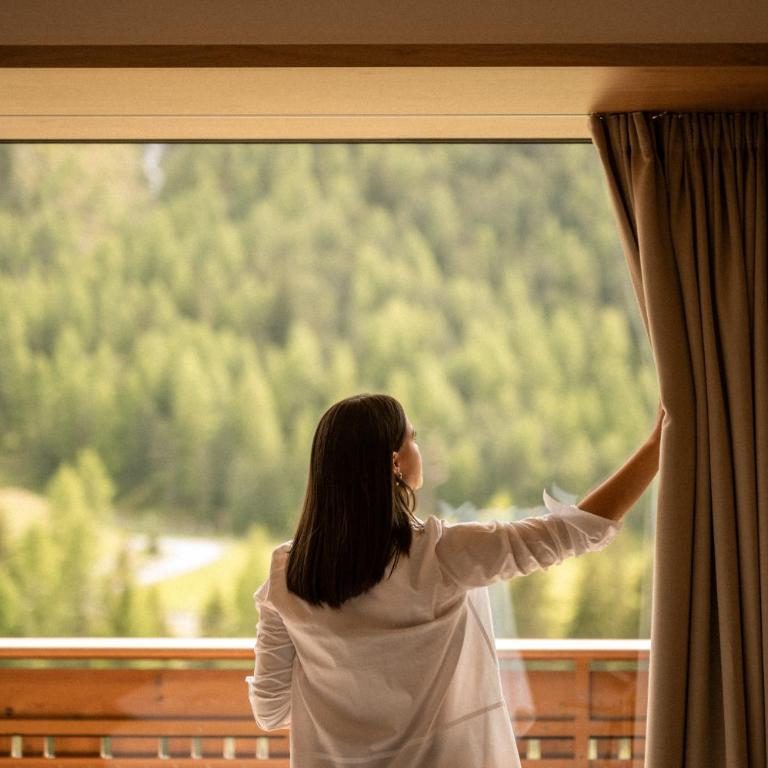 Hotel Cristallo - Doppelzimmer mit Bergblick - 8