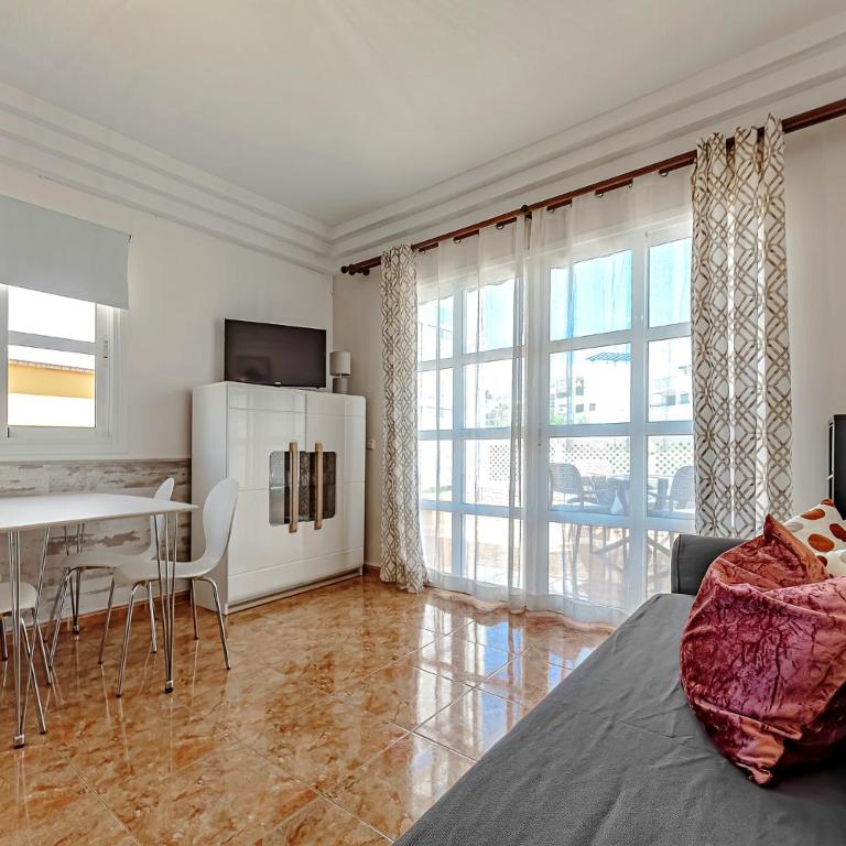 Tenerifeopenhome Costa Adeje comfort apartment 3 pools - Apartamento de 1 dormitorio - 2