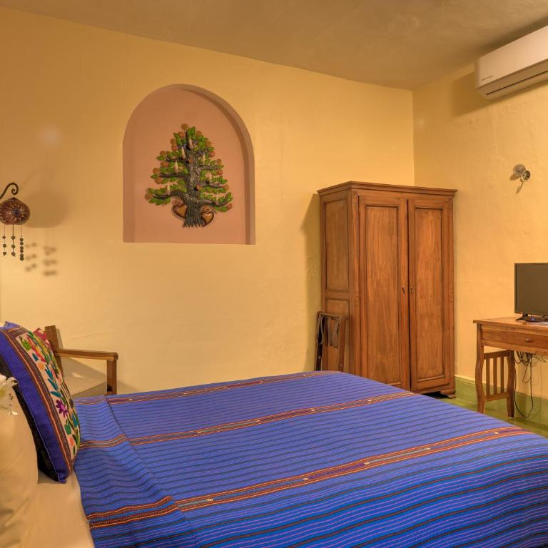 Casa Del Maya Bed & Breakfast - Queen Room - 3