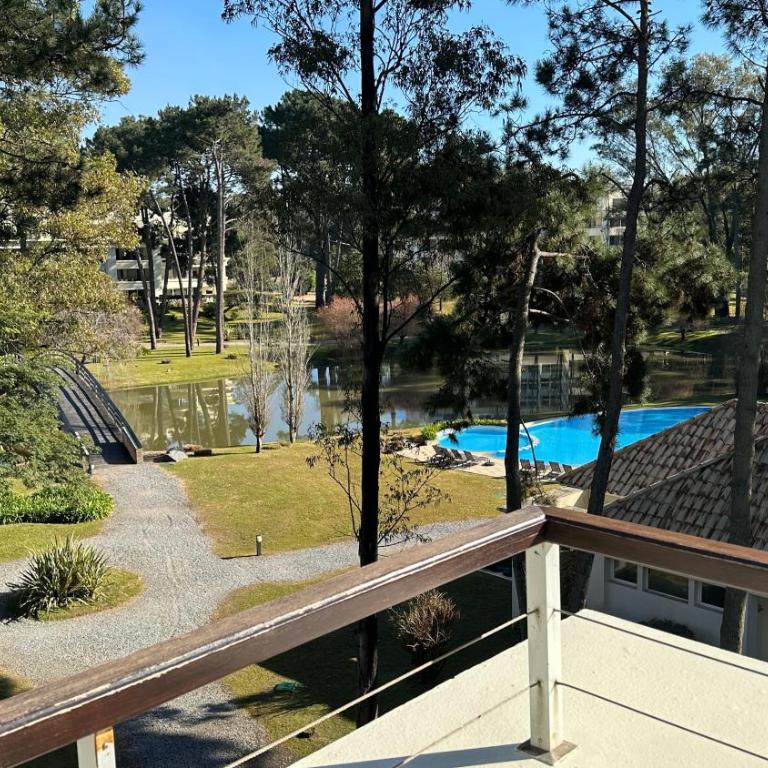 Greenpark Penthouse Duplex - Three-Bedroom Apartment - 19