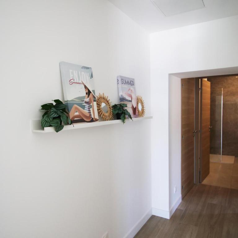 La Villa Dina - Appartement 2 Chambres avec Terrasse et Vue sur la Mer - 10