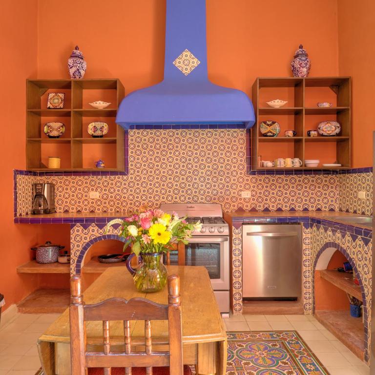 Casa Del Maya Bed & Breakfast - Two-Bedroom House - 6