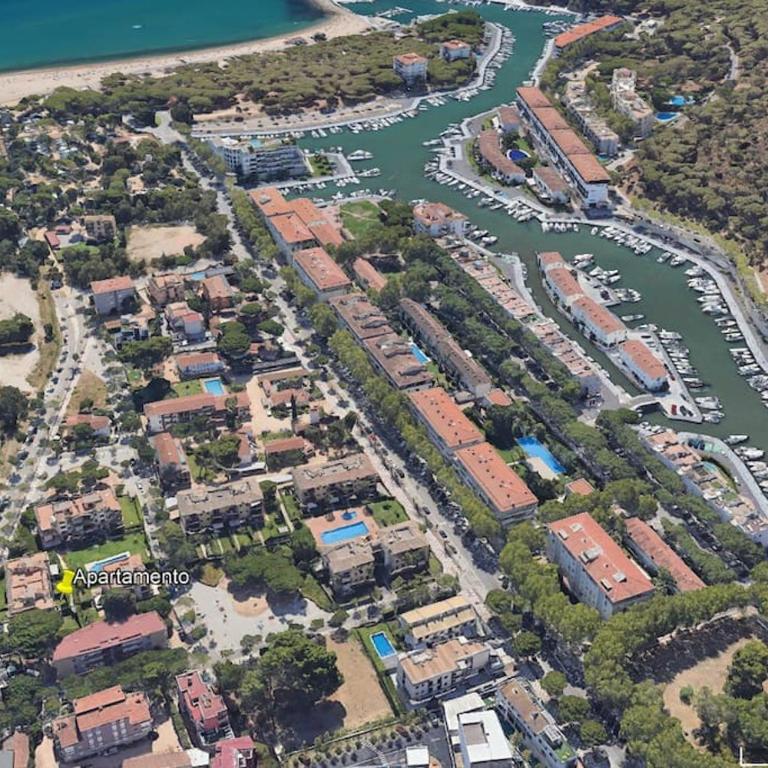 Apartamento 6 personas con piscina y parquing - Apartamento de 2 dormitorios - 2